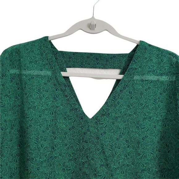 CAbi Blouse Medium Green Paisley‎ Print Bountiful Sheer Cut-Out Back Top - Picture 2 of 9